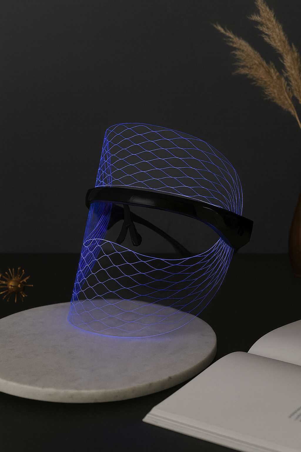 VELORÉ™ LumaGlow™ Mask